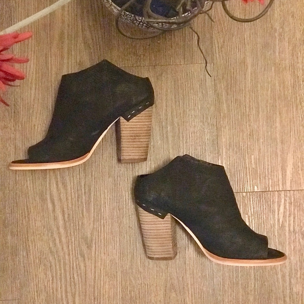 Dolce Vita Booties